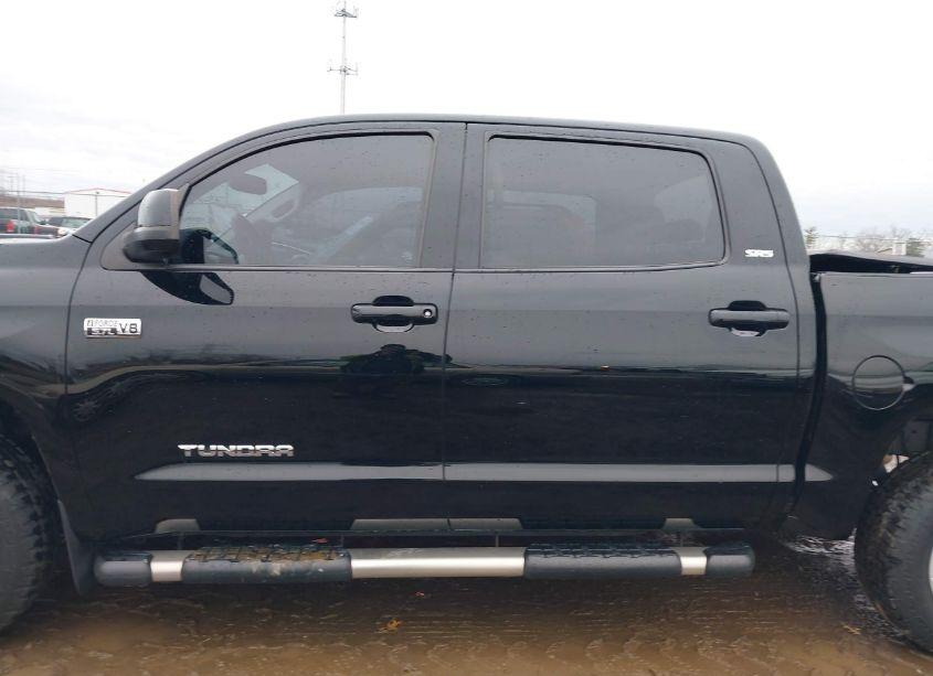 Photo 15 of 2017 Toyota Tundra SR5 5.7L V8 (VIN 5TFDW5F12HX607761)