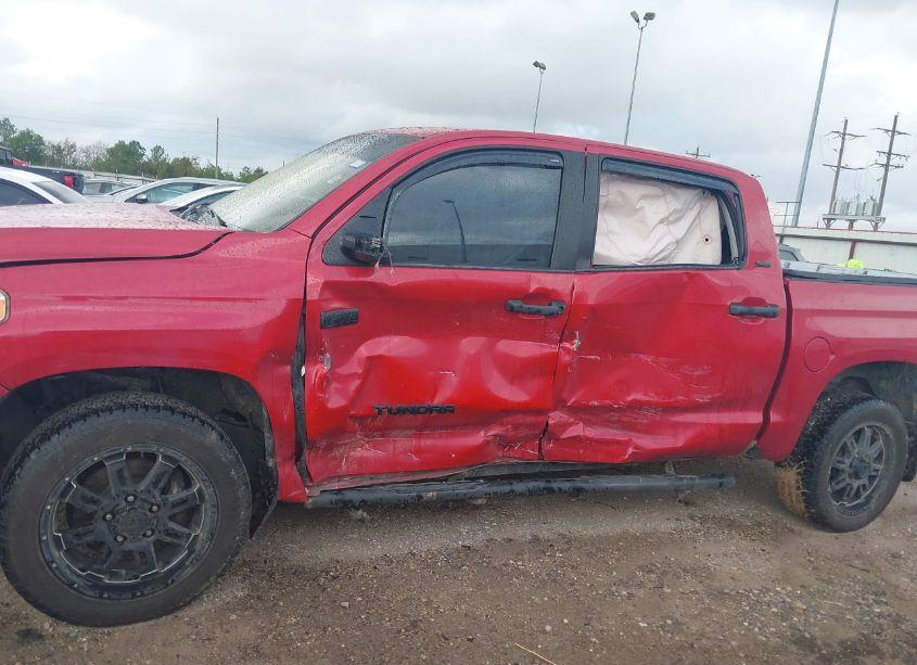 Photo 14 of 2017 Toyota Tundra SR5 5.7L V8 (VIN 5TFDW5F12HX620154)