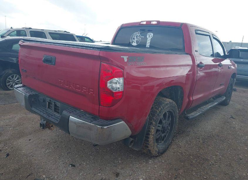 Photo 4 of 2017 Toyota Tundra SR5 5.7L V8 (VIN 5TFDW5F12HX620154)