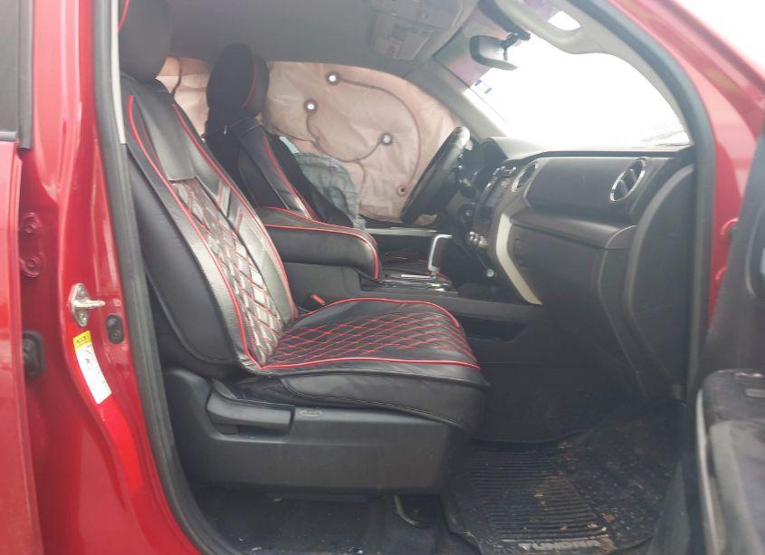 Photo 5 of 2017 Toyota Tundra SR5 5.7L V8 (VIN 5TFDW5F12HX620154)