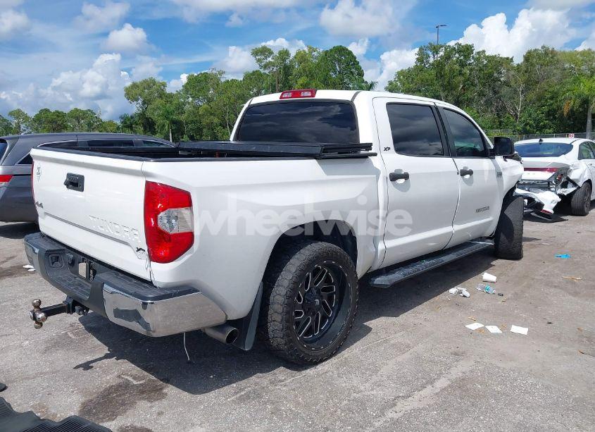 Photo 4 of 2018 Toyota Tundra SR5 5.7L V8 (VIN 5TFDW5F12JX693711)