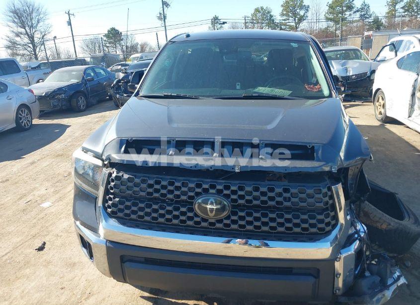 Photo 12 of 2018 Toyota Tundra SR5 5.7L V8 (VIN 5TFDW5F12JX770657)