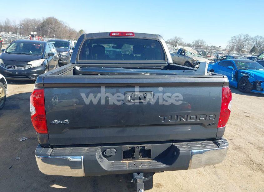 Photo 16 of 2018 Toyota Tundra SR5 5.7L V8 (VIN 5TFDW5F12JX770657)