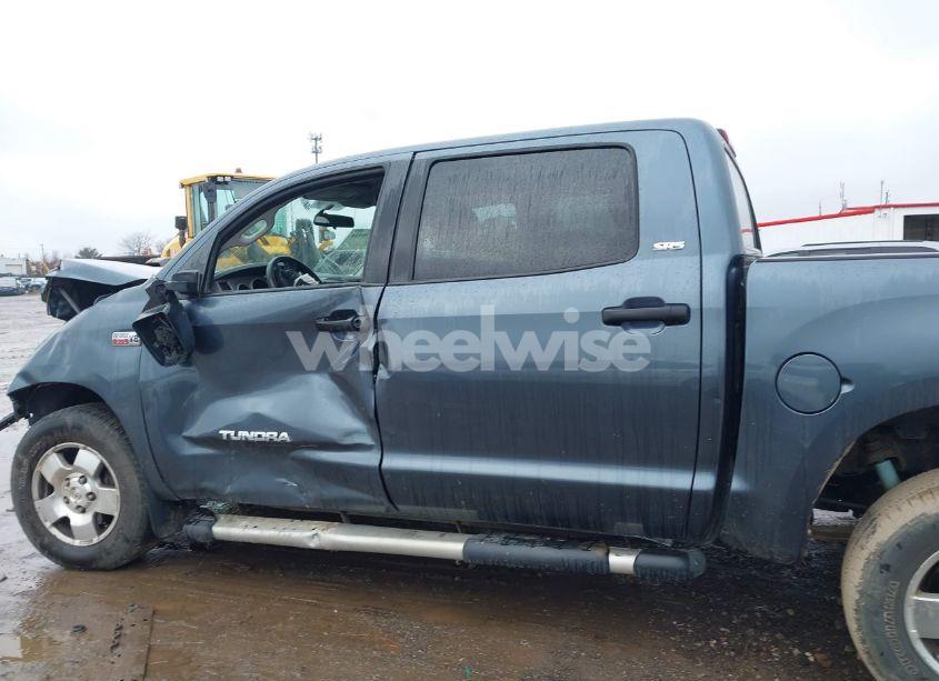 Photo 14 of 2010 Toyota Tundra GRADE 5.7L V8 (VIN 5TFDW5F13AX155535)