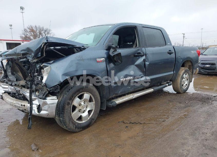 Photo 2 of 2010 Toyota Tundra GRADE 5.7L V8 (VIN 5TFDW5F13AX155535)
