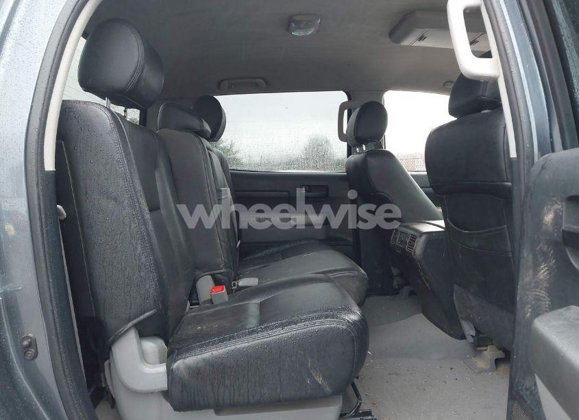 Photo 8 of 2010 Toyota Tundra GRADE 5.7L V8 (VIN 5TFDW5F13AX155535)