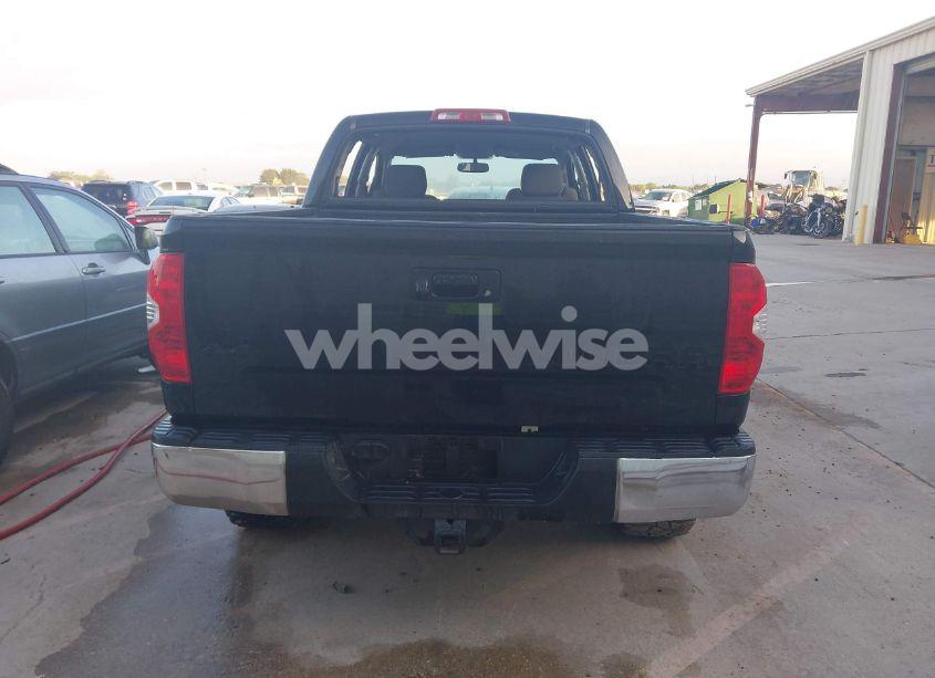 Photo 16 of 2016 Toyota Tundra SR5 5.7L V8/TRD PRO 5.7L V8 (VIN 5TFDW5F13GX524645)