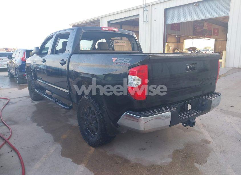 Photo 3 of 2016 Toyota Tundra SR5 5.7L V8/TRD PRO 5.7L V8 (VIN 5TFDW5F13GX524645)