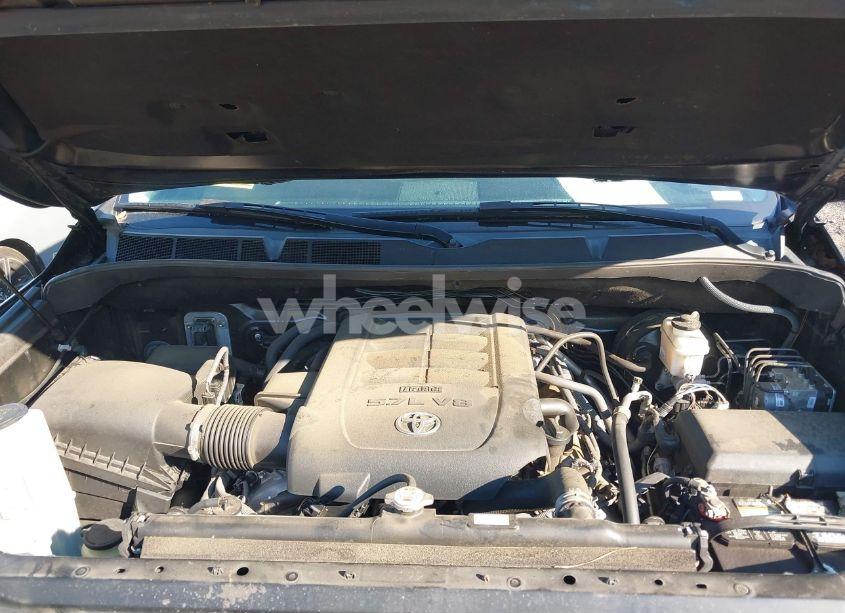 Photo 10 of 2018 Toyota Tundra SR5 5.7L V8 (VIN 5TFDW5F13JX699095)