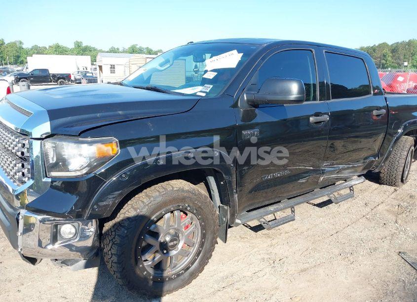 Photo 6 of 2018 Toyota Tundra SR5 5.7L V8 (VIN 5TFDW5F13JX699095)