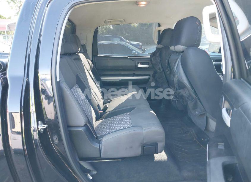 Photo 8 of 2018 Toyota Tundra SR5 5.7L V8 (VIN 5TFDW5F13JX699095)