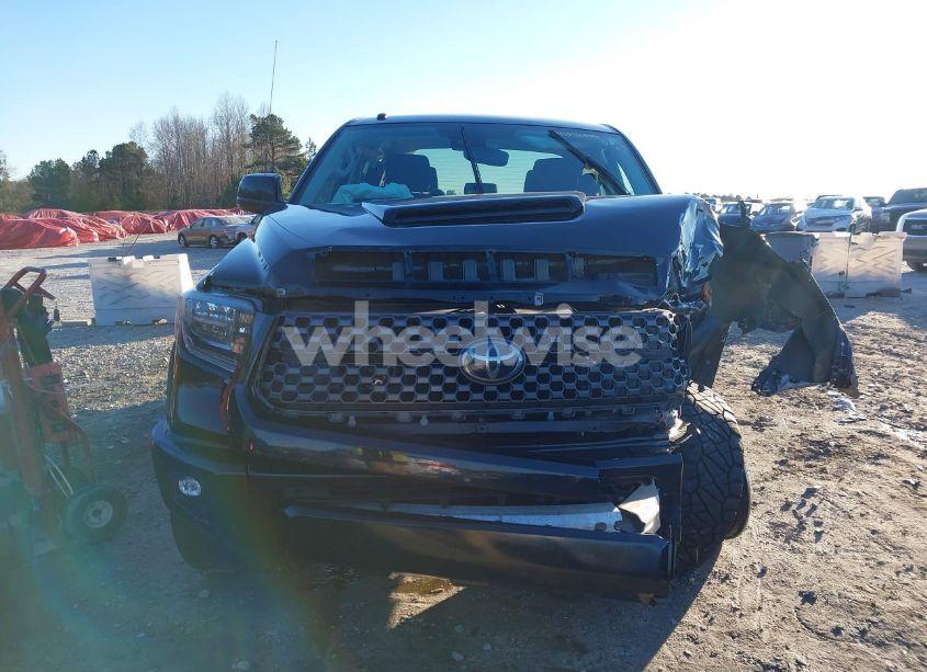 Photo 12 of 2018 Toyota Tundra SR5 5.7L V8 (VIN 5TFDW5F13JX713545)