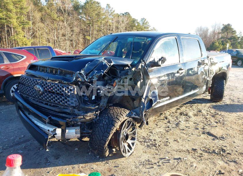 Photo 2 of 2018 Toyota Tundra SR5 5.7L V8 (VIN 5TFDW5F13JX713545)