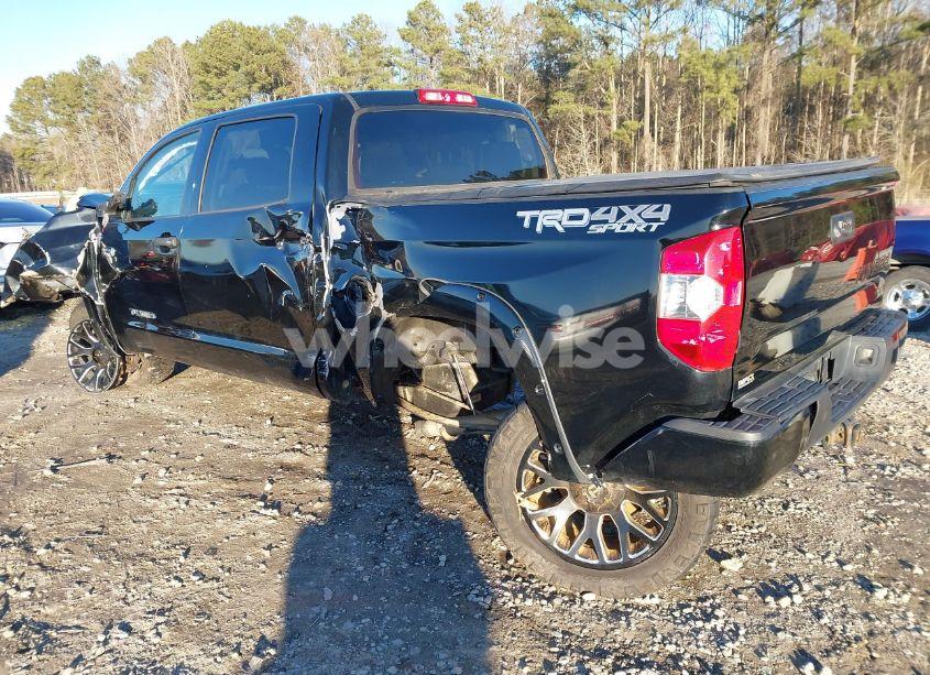 Photo 3 of 2018 Toyota Tundra SR5 5.7L V8 (VIN 5TFDW5F13JX713545)