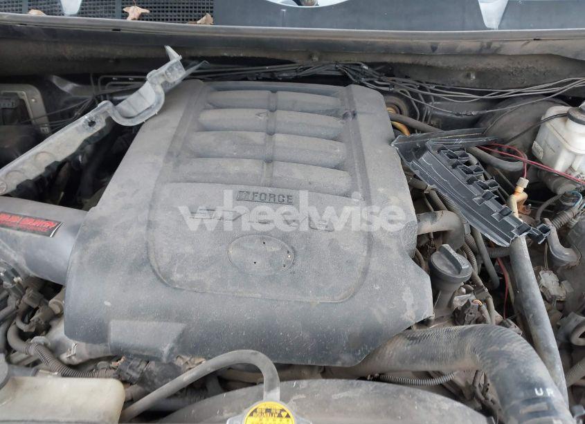 Photo 10 of 2012 Toyota Tundra GRADE 5.7L V8 (VIN 5TFDW5F14CX268378)