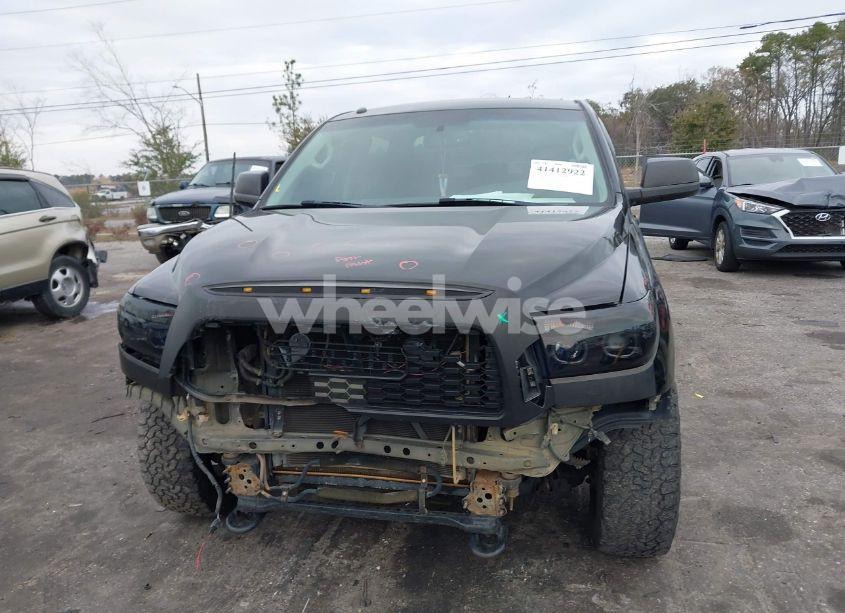 Photo 12 of 2012 Toyota Tundra GRADE 5.7L V8 (VIN 5TFDW5F14CX268378)