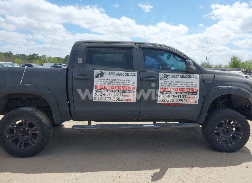 Photo 13 of 2013 Toyota Tundra GRADE 5.7L V8 (VIN 5TFDW5F14DX279527)