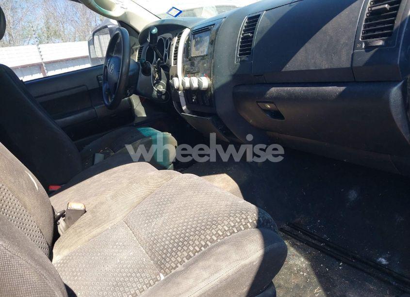 Photo 5 of 2013 Toyota Tundra GRADE 5.7L V8 (VIN 5TFDW5F14DX279527)