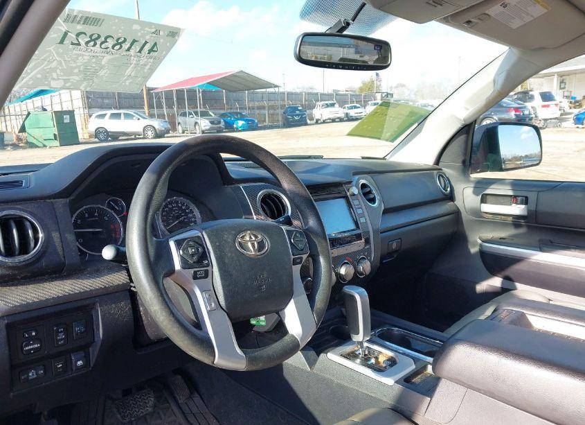 Photo 18 of 2016 Toyota Tundra SR5 5.7L V8 (VIN 5TFDW5F14GX550414)