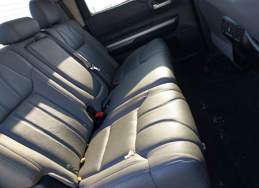 Photo 8 of 2016 Toyota Tundra SR5 5.7L V8 (VIN 5TFDW5F14GX550414)