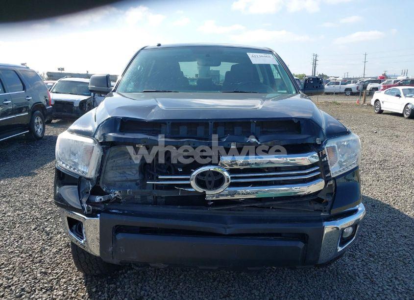 Photo 12 of 2017 Toyota Tundra SR5 5.7L V8 (VIN 5TFDW5F14HX671042)