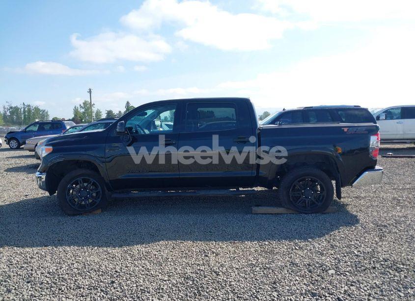 Photo 14 of 2017 Toyota Tundra SR5 5.7L V8 (VIN 5TFDW5F14HX671042)