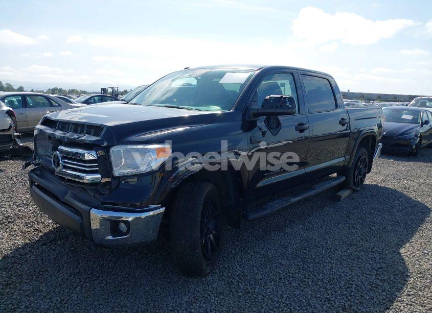 Photo 2 of 2017 Toyota Tundra SR5 5.7L V8 (VIN 5TFDW5F14HX671042)