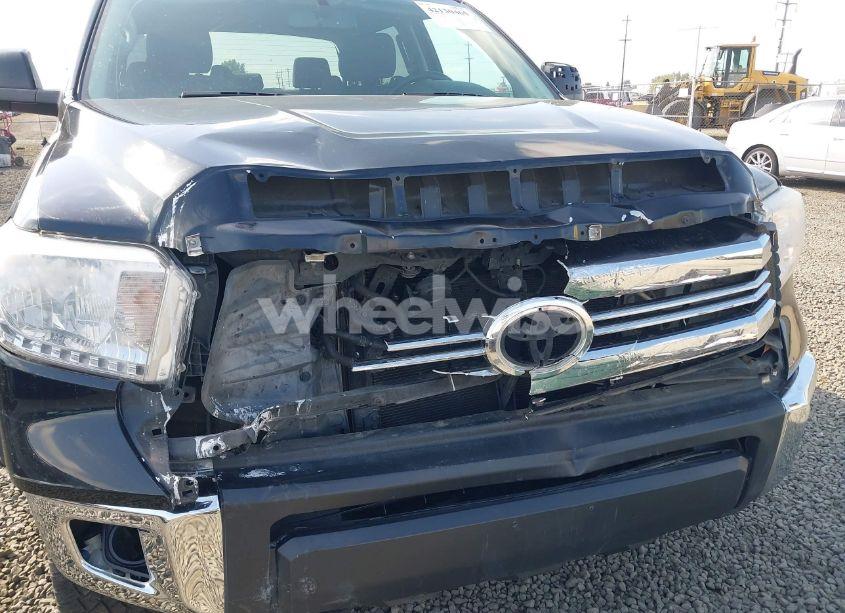 Photo 6 of 2017 Toyota Tundra SR5 5.7L V8 (VIN 5TFDW5F14HX671042)