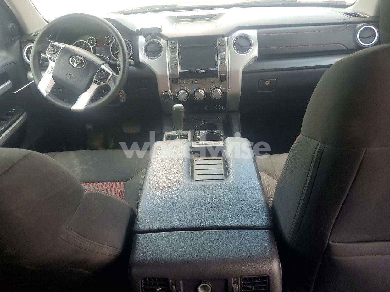 Photo 8 of 2015 TOYOTA TUNDRA CREWMAX SR5 (VIN 5TFDW5F15FX431110)