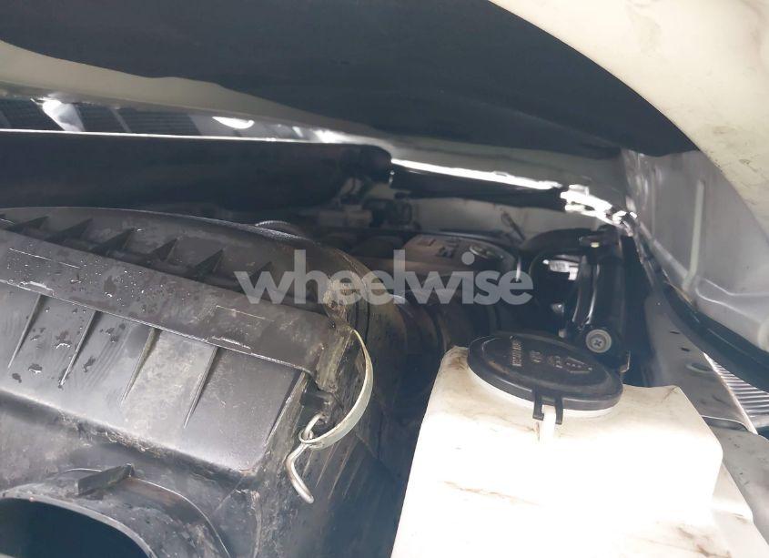 Photo 10 of 2017 Toyota Tundra SR5 5.7L V8 (VIN 5TFDW5F15HX623386)