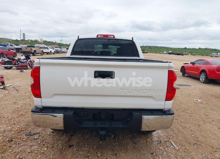 Photo 16 of 2017 Toyota Tundra SR5 5.7L V8 (VIN 5TFDW5F15HX623386)