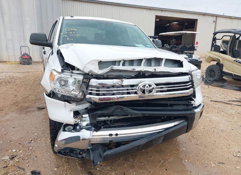 Photo 6 of 2017 Toyota Tundra SR5 5.7L V8 (VIN 5TFDW5F15HX623386)