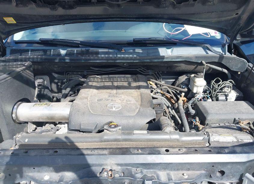 Photo 10 of 2012 Toyota Tundra GRADE 5.7L V8 (VIN 5TFDW5F16CX269631)