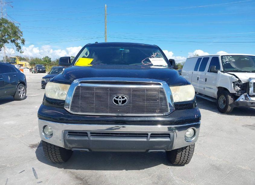 Photo 13 of 2012 Toyota Tundra GRADE 5.7L V8 (VIN 5TFDW5F16CX269631)
