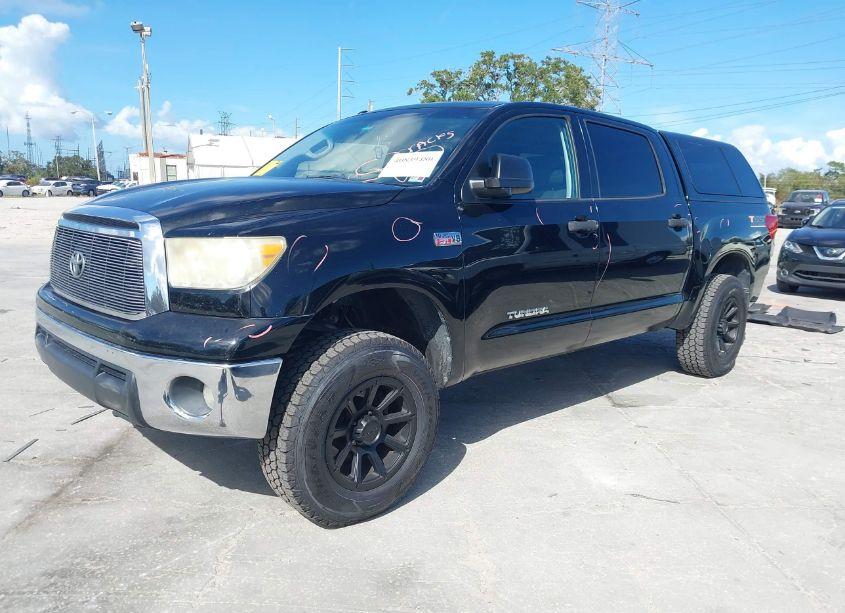 Photo 2 of 2012 Toyota Tundra GRADE 5.7L V8 (VIN 5TFDW5F16CX269631)