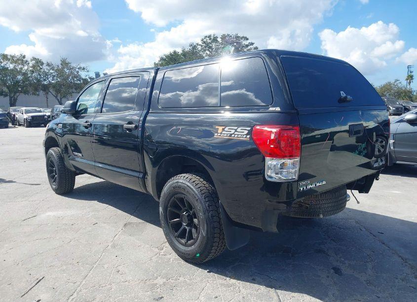 Photo 3 of 2012 Toyota Tundra GRADE 5.7L V8 (VIN 5TFDW5F16CX269631)