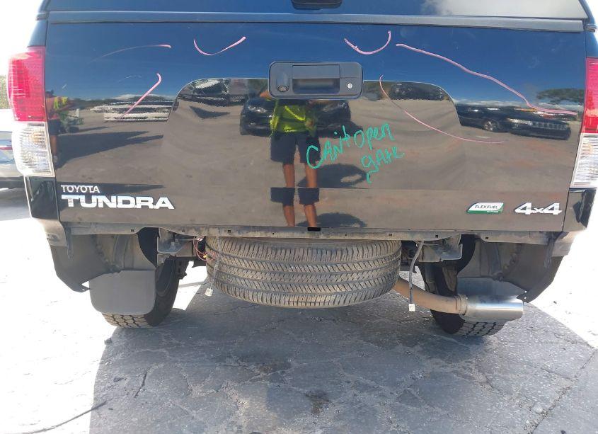 Photo 6 of 2012 Toyota Tundra GRADE 5.7L V8 (VIN 5TFDW5F16CX269631)