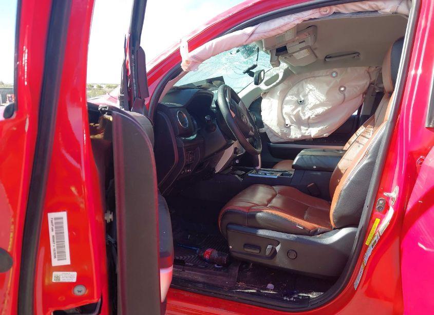 Photo 5 of 2014 Toyota Tundra SR5 5.7L V8 (VIN 5TFDW5F16EX409082)