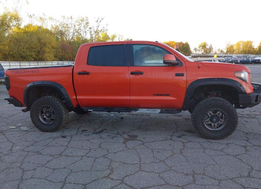 Photo 13 of 2015 Toyota Tundra TRD PRO 5.7L V8 (VIN 5TFDW5F16FX460244)