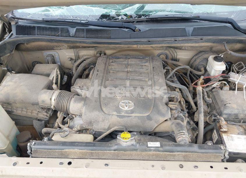Photo 10 of 2017 Toyota Tundra SR5 5.7L V8 (VIN 5TFDW5F16HX631528)