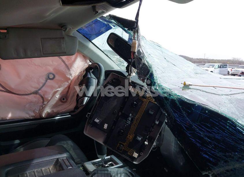 Photo 15 of 2017 Toyota Tundra SR5 5.7L V8 (VIN 5TFDW5F16HX631528)