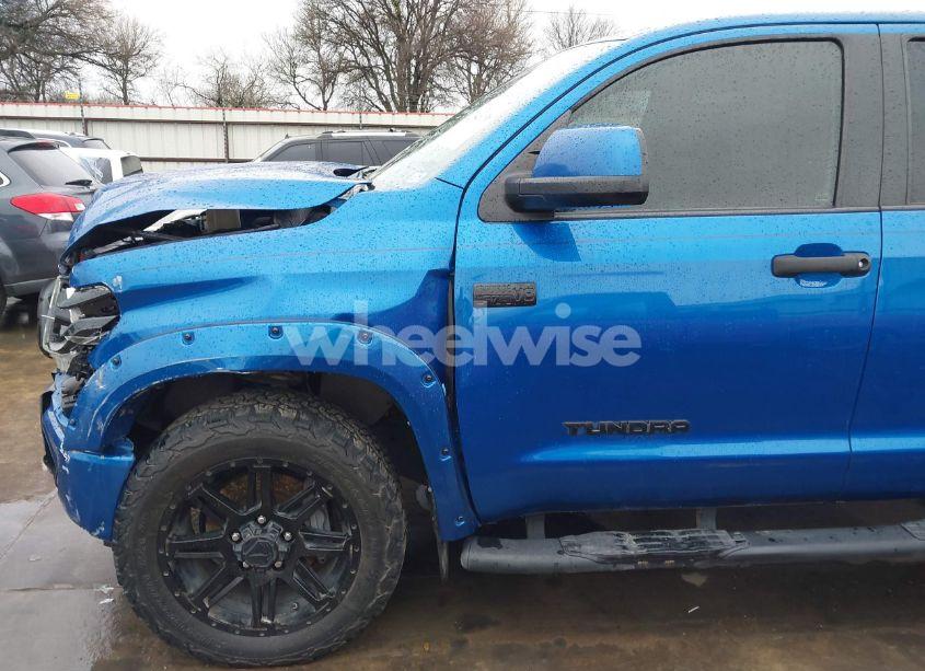 Photo 18 of 2018 Toyota Tundra SR5 5.7L V8 (VIN 5TFDW5F16JX752629)