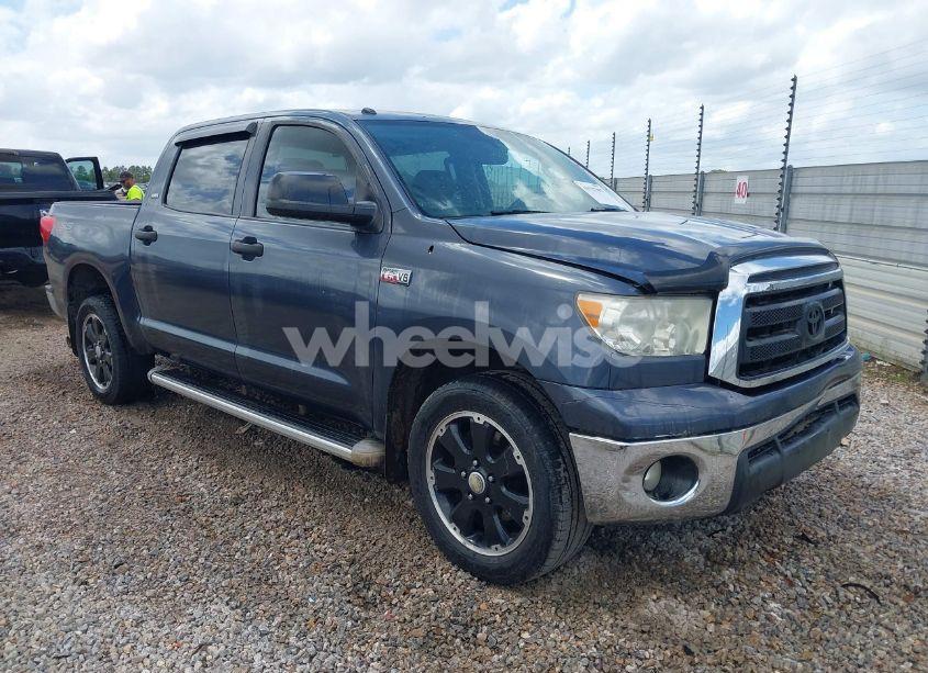 2010 Toyota Tundra GRADE 5.7L V8 (VIN 5TFDW5F17AX138480) main photo
