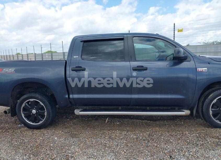 Photo 13 of 2010 Toyota Tundra GRADE 5.7L V8 (VIN 5TFDW5F17AX138480)