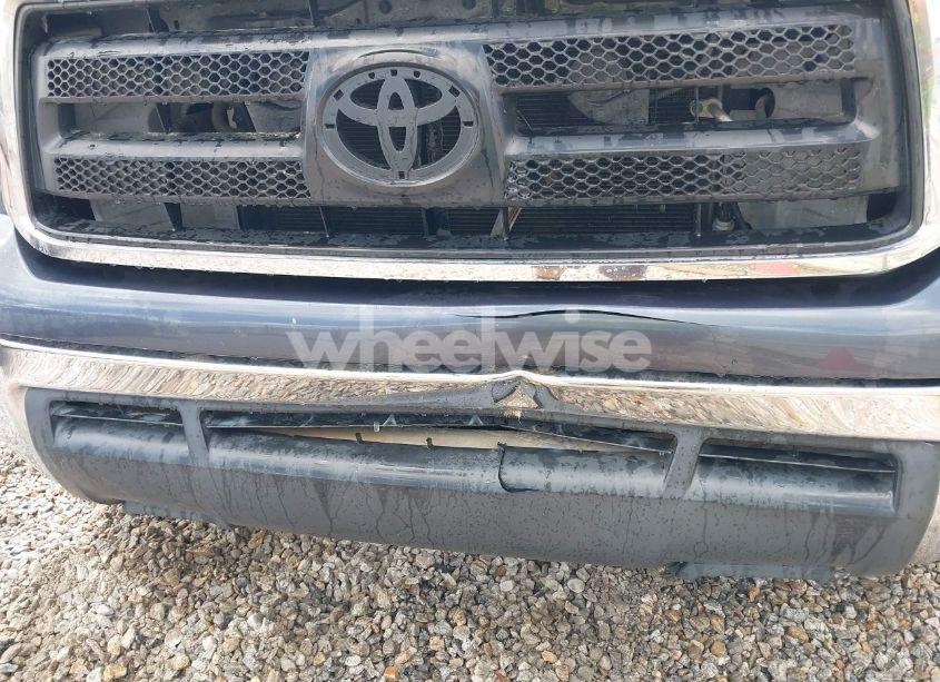 Photo 6 of 2010 Toyota Tundra GRADE 5.7L V8 (VIN 5TFDW5F17AX138480)