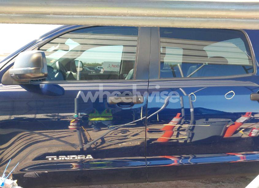 Photo 14 of 2012 Toyota Tundra GRADE 5.7L V8 (VIN 5TFDW5F17CX251591)