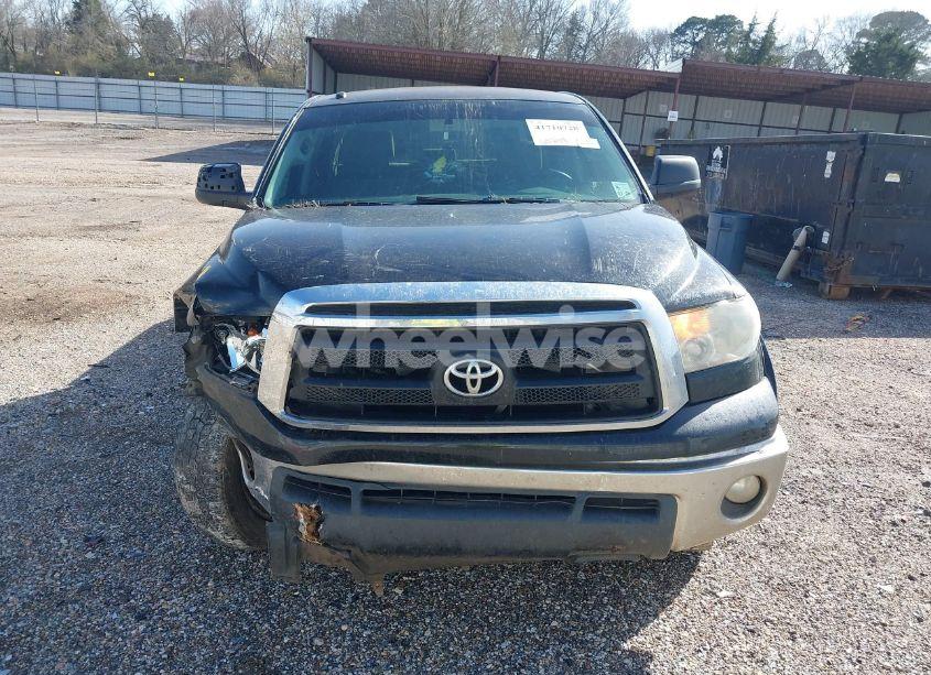 Photo 13 of 2013 Toyota Tundra GRADE 5.7L V8 (VIN 5TFDW5F17DX275780)