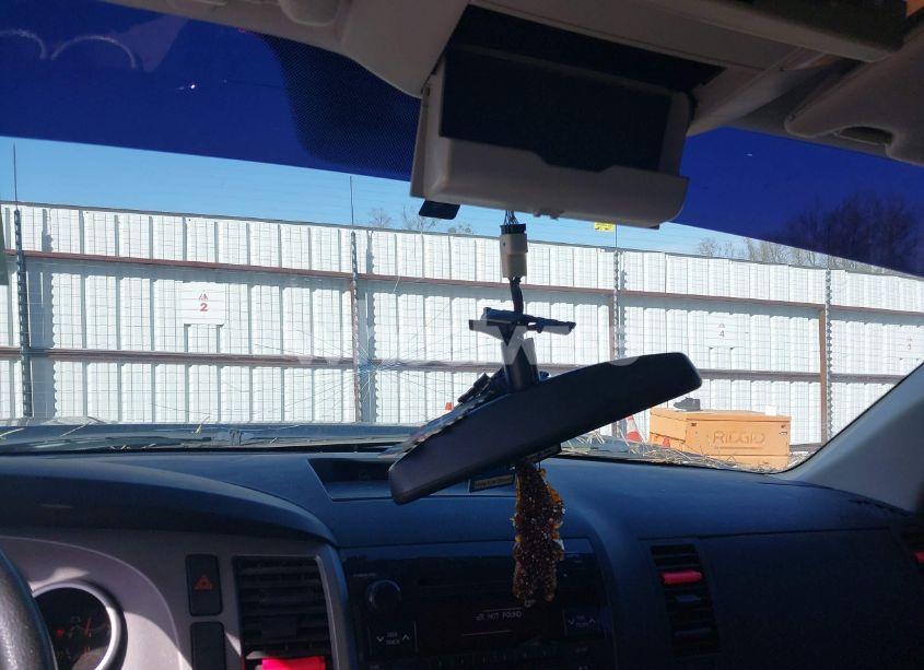 Photo 19 of 2013 Toyota Tundra GRADE 5.7L V8 (VIN 5TFDW5F17DX275780)