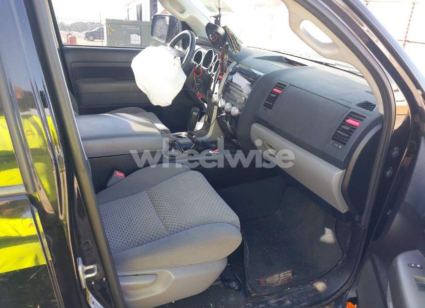 Photo 5 of 2013 Toyota Tundra GRADE 5.7L V8 (VIN 5TFDW5F17DX275780)