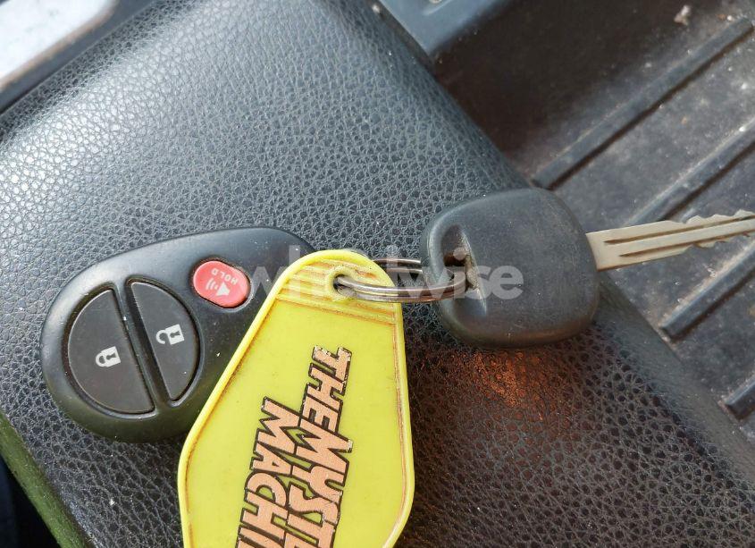 Photo 11 of 2014 Toyota Tundra SR5 5.7L V8 (VIN 5TFDW5F17EX402772)